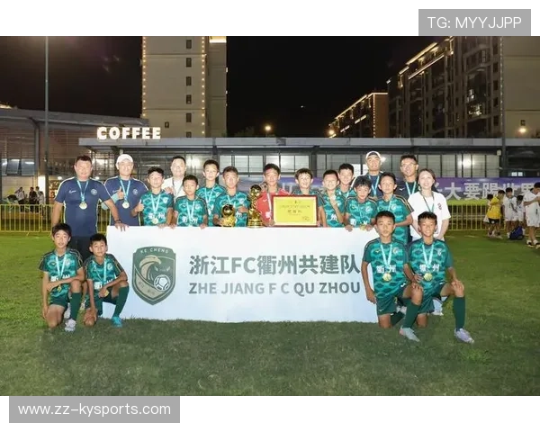 足球俱乐部在青训中推行学业奖学金与职业规划并行支持,足球俱乐部青训总结 足球俱乐部在青训中推行学业奖学金与职业规划并行支持,足球俱乐部青训总结